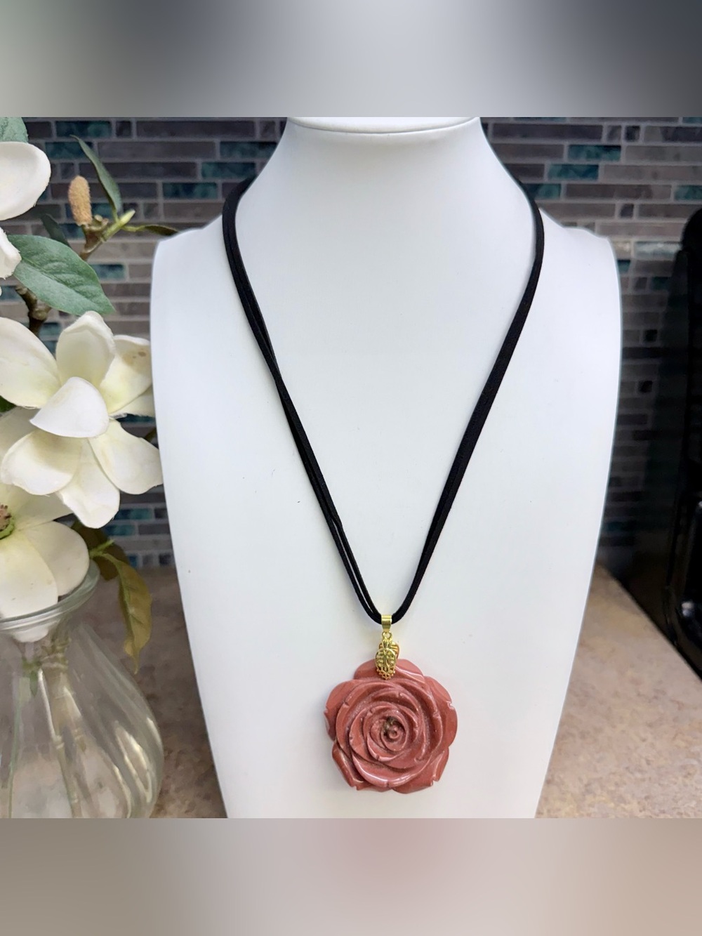 Red Jasper carved rose necklace